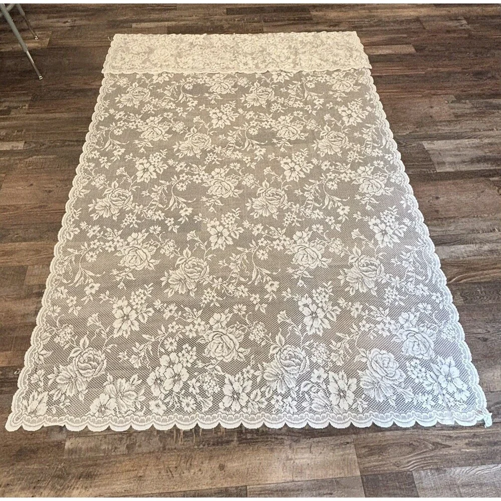 VTG Ivory Lace Curtain Panel 58